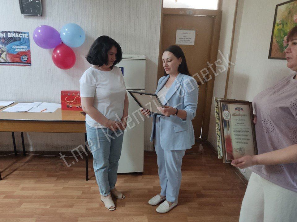 Сегодня свой профессиональный праздник отмечают работники социальной сферы Сегодня свой профессиональный праздник отмечают работники социальной сферы
