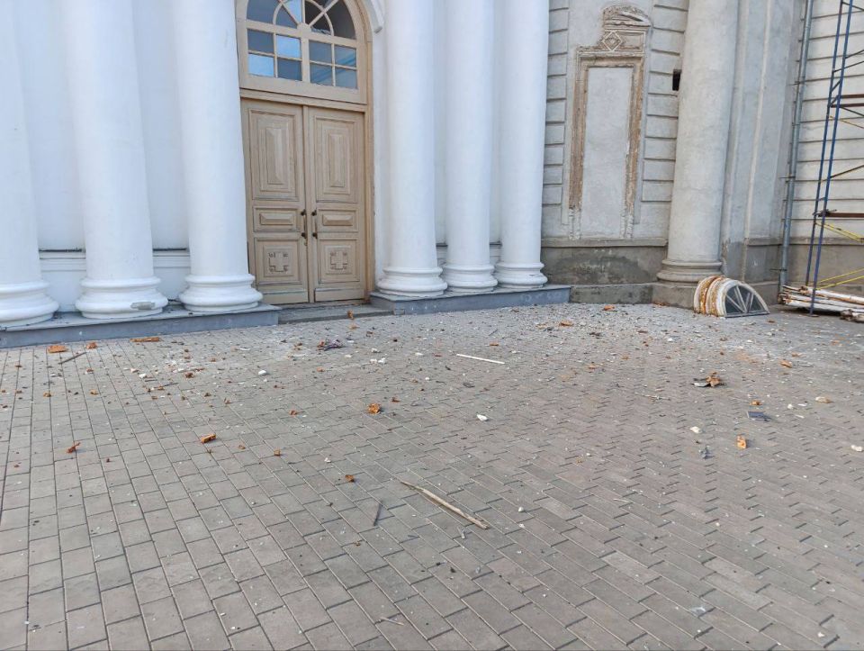 ВСУ ударили по собору в Троицу ВСУ ударили по собору в Троицу