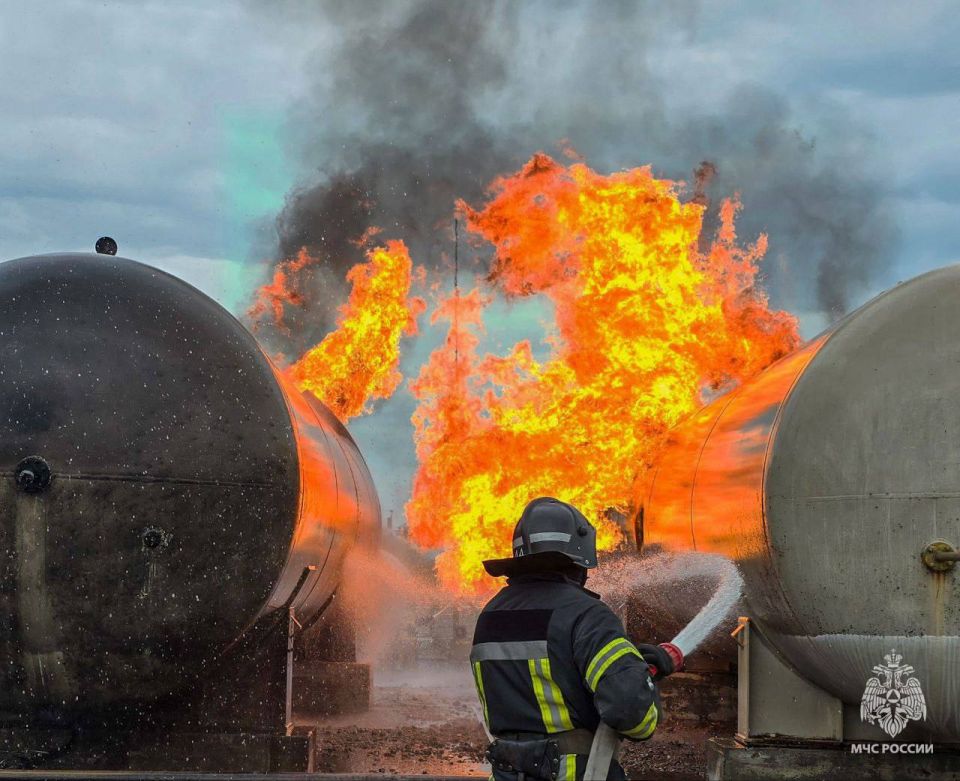 #МЧСДНР_СВОД за сутки. Ликвидировано 54 пожара