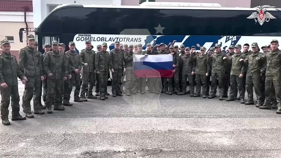 Сегодня, в соответствии с российско-украинскими договоренностями, достигнутыми 2 июня в Стамбуле, с подконтрольной киевскому режиму территории возвращена первая группа российских военнослужащих возрастом до 25 лет