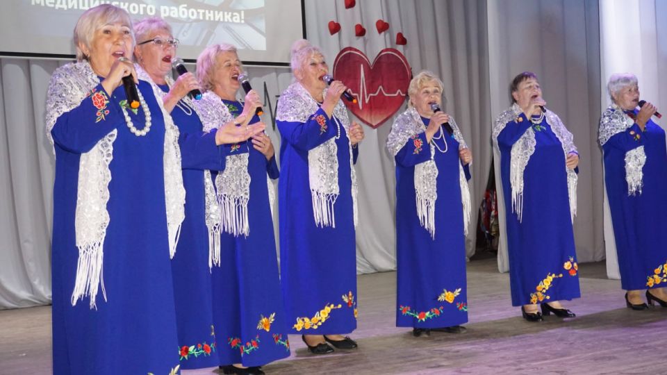 Борис Трима: Медицинский работник, ты гордость державы! Ты бываешь, устал и не спишь ты ночей, В этот день мы с особенным смыслом поздравим Медсестер, санитарок и конечно врачей Борис Трима: Медицинский работник, ты гордость державы! Ты бываешь, устал и не спишь ты ночей, В этот день мы с особенным смыслом поздравим Медсестер, санитарок и конечно врачей