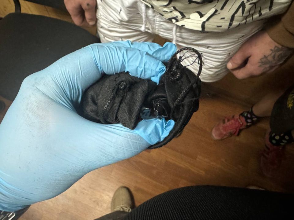 В Донецке оперативники поймали наркосбытчика В Донецке оперативники поймали наркосбытчика