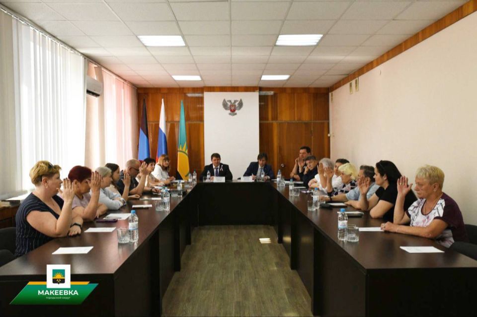 В Макеевке состоялось первое заседание Общественного совета В Макеевке состоялось первое заседание Общественного совета