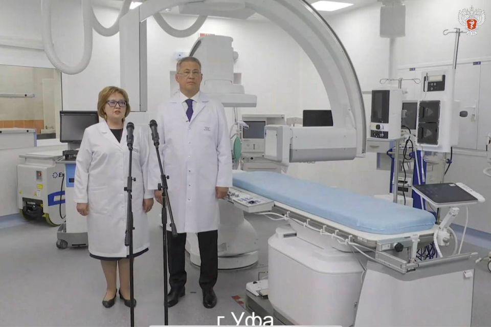 Владимир Путин по видеосвязи принял участие в открытии новых и модернизированных объектов здравоохранения в ряде регионов России Владимир Путин по видеосвязи принял участие в открытии новых и модернизированных объектов здравоохранения в ряде регионов России