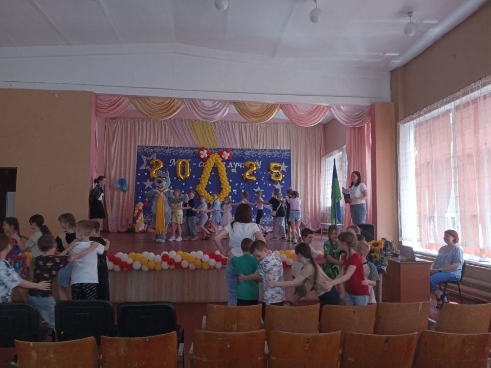 МБУ «Центр Культуры и Досуга города Дебальцево» принял участие в открытии пришкольного лагеря «Рассвет» МБУ «Центр Культуры и Досуга города Дебальцево» принял участие в открытии пришкольного лагеря «Рассвет»