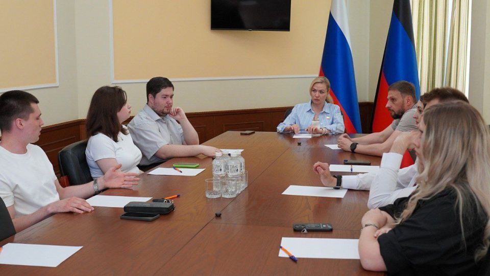 Состоялась встреча МОС при Избиркоме ДНР с сенатором Российской Федерации Натальей Никоноровой Состоялась встреча МОС при Избиркоме ДНР с сенатором Российской Федерации Натальей Никоноровой