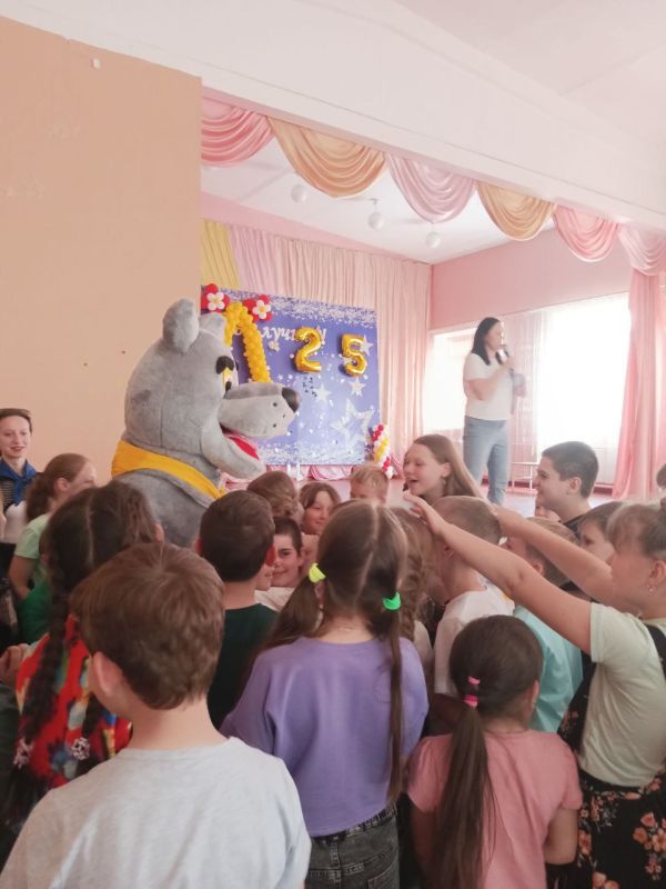 МБУ «Центр Культуры и Досуга города Дебальцево» принял участие в открытии пришкольного лагеря «Рассвет» МБУ «Центр Культуры и Досуга города Дебальцево» принял участие в открытии пришкольного лагеря «Рассвет»