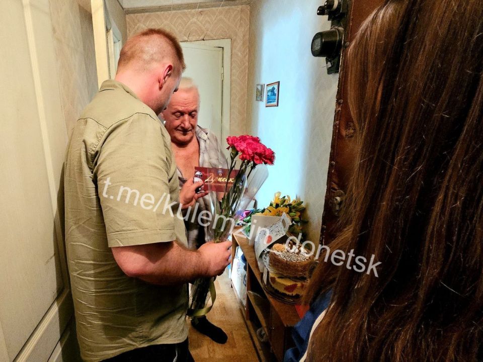 С днем рождения, Василий Захарович! С днем рождения, Василий Захарович!