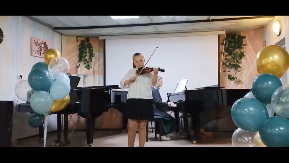 Кировская скрипачка стала лауреатом Международного конкурса "Жар-птица России" Кировская скрипачка стала лауреатом Международного конкурса "Жар-птица России"