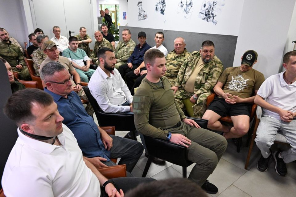 Филиал фонда «Защитники Отечества» в ДНР продолжает развивать систему оказания комплексного содействия подопечным как в индивидуальных, так и в более сложных, системных вопросах, что становится возможным в том числе в рамках... Филиал фонда «Защитники Отечества» в ДНР продолжает развивать систему оказания комплексного содействия подопечным как в индивидуальных, так и в более сложных, системных вопросах, что становится возможным в том числе в рамках...