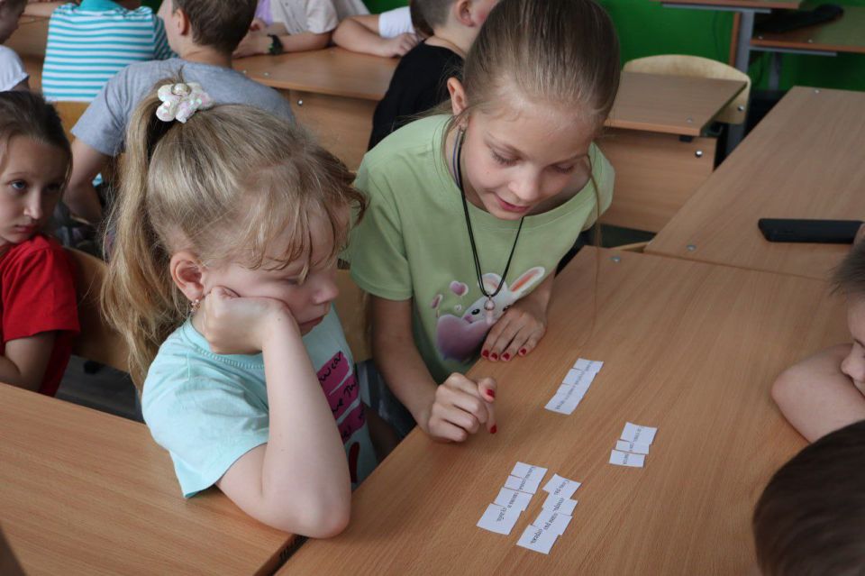 Валентина Харлашка: Сегодня, в рамках федерального партийного проекта «Единой России» «Мир возможностей», приняла участие в круглом столе на тему «Россия - моя страна» Валентина Харлашка: Сегодня, в рамках федерального партийного проекта «Единой России» «Мир возможностей», приняла участие в круглом столе на тему «Россия - моя страна»