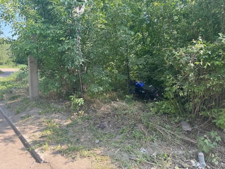 Полицейские проводят проверки по факту двух ДТП с участием несовершеннолетних Полицейские проводят проверки по факту двух ДТП с участием несовершеннолетних