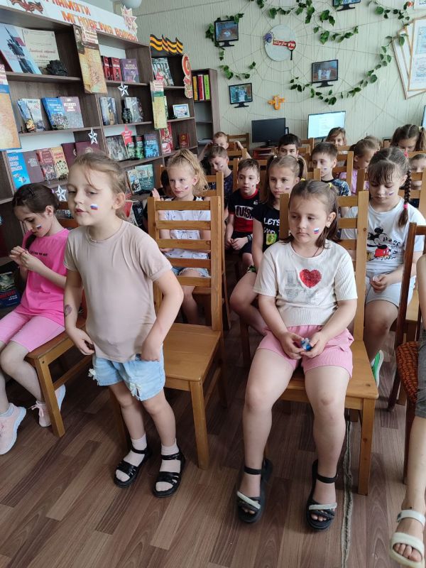Увлекательный праздник «Мы друзья, а это значит - справимся с любой задачей» Увлекательный праздник «Мы друзья, а это значит - справимся с любой задачей»