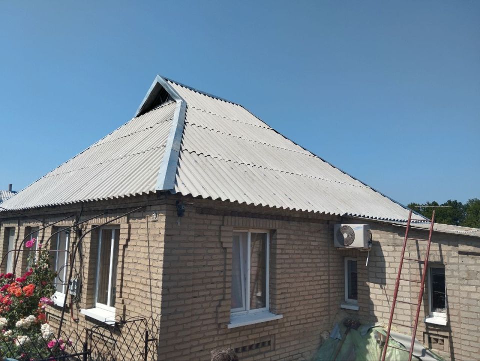 Продолжаем возвращать крышу над головой тем, кто в этом больше всего нуждается Продолжаем возвращать крышу над головой тем, кто в этом больше всего нуждается