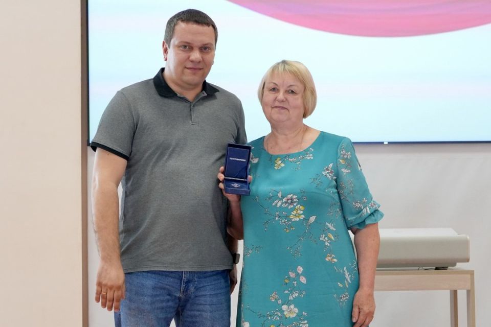 Ольга Колударова: В Министерстве образования и науки ДНР отметили заслуги работников сферы образования региона Ольга Колударова: В Министерстве образования и науки ДНР отметили заслуги работников сферы образования региона