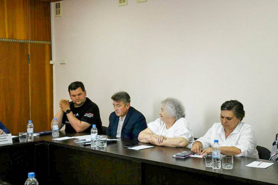 В Макеевке состоялось первое заседание Общественного совета В Макеевке состоялось первое заседание Общественного совета