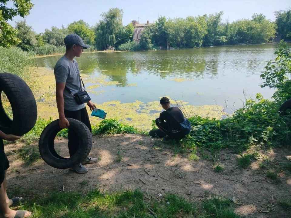 «Марафон зеленых дел»: экологический десант в Волновахе собрал более 150 килограммов мусора с берегов водоема «Марафон зеленых дел»: экологический десант в Волновахе собрал более 150 килограммов мусора с берегов водоема