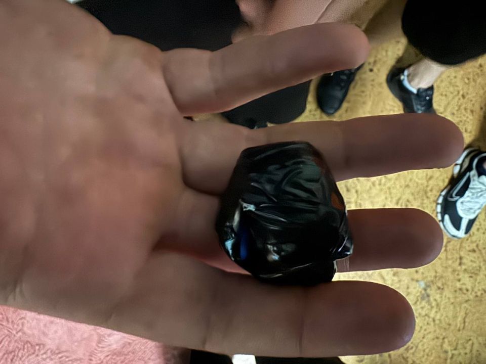 В Донецке полицейские пресекли незаконный оборот наркотиков В Донецке полицейские пресекли незаконный оборот наркотиков