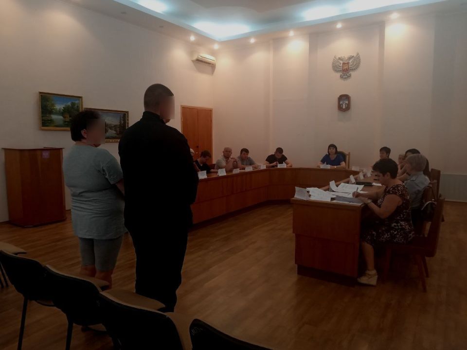 10 июня председатель Тельмановского муниципального совета Дмитрий Липчанский принял участие в заседании Комиссии по делам несовершеннолетних и защите их прав 10 июня председатель Тельмановского муниципального совета Дмитрий Липчанский принял участие в заседании Комиссии по делам несовершеннолетних и защите их прав