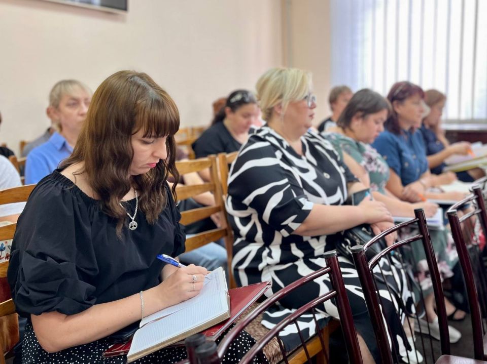 Совещание в Администрации Шахтерского муниципального округа Совещание в Администрации Шахтерского муниципального округа