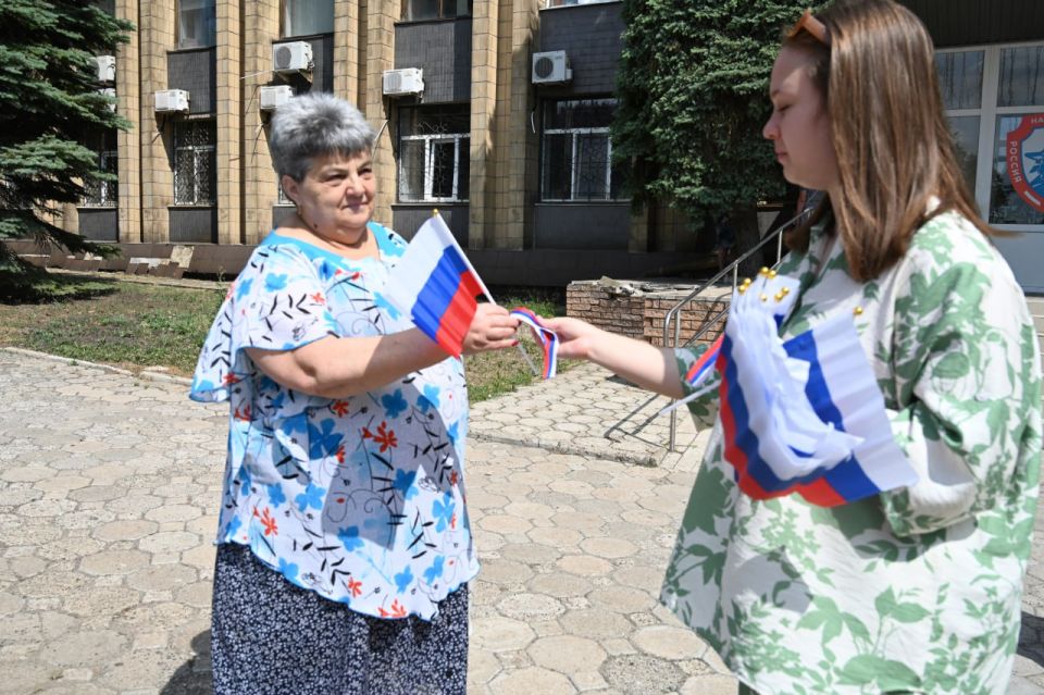 Иван Адамец: Акция «Мой Триколор» объединила жителей Куйбышевского района! Иван Адамец: Акция «Мой Триколор» объединила жителей Куйбышевского района!