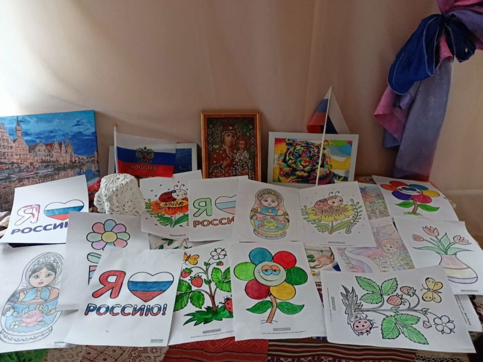 В Государственном бюджетном учреждении социального обслуживания «Центр социального обслуживания населения Червоногвардейского района города Макеевки», по партийному проекту «Старшее поколение» ВПП «Единая Россия»... В Государственном бюджетном учреждении социального обслуживания «Центр социального обслуживания населения Червоногвардейского района города Макеевки», по партийному проекту «Старшее поколение» ВПП «Единая Россия»...