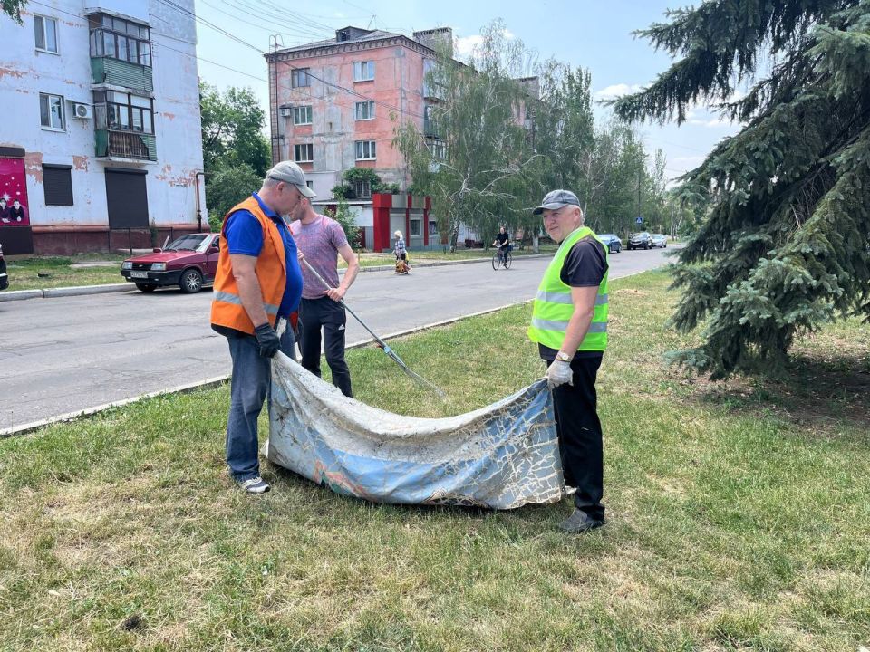 Роман Конев: МУНИЦИПАЛЬНОЕ УНИТАРНОЕ ПРЕДПРИЯТИЕ «ПРОСТОР» АДМИНИСТРАЦИИ ГОРОДСКОГО ОКРУГА ГОРЛОВКА ДОНЕЦКОЙ НАРОДНОЙ РЕСПУБЛИКИ Роман Конев: МУНИЦИПАЛЬНОЕ УНИТАРНОЕ ПРЕДПРИЯТИЕ «ПРОСТОР» АДМИНИСТРАЦИИ ГОРОДСКОГО ОКРУГА ГОРЛОВКА ДОНЕЦКОЙ НАРОДНОЙ РЕСПУБЛИКИ