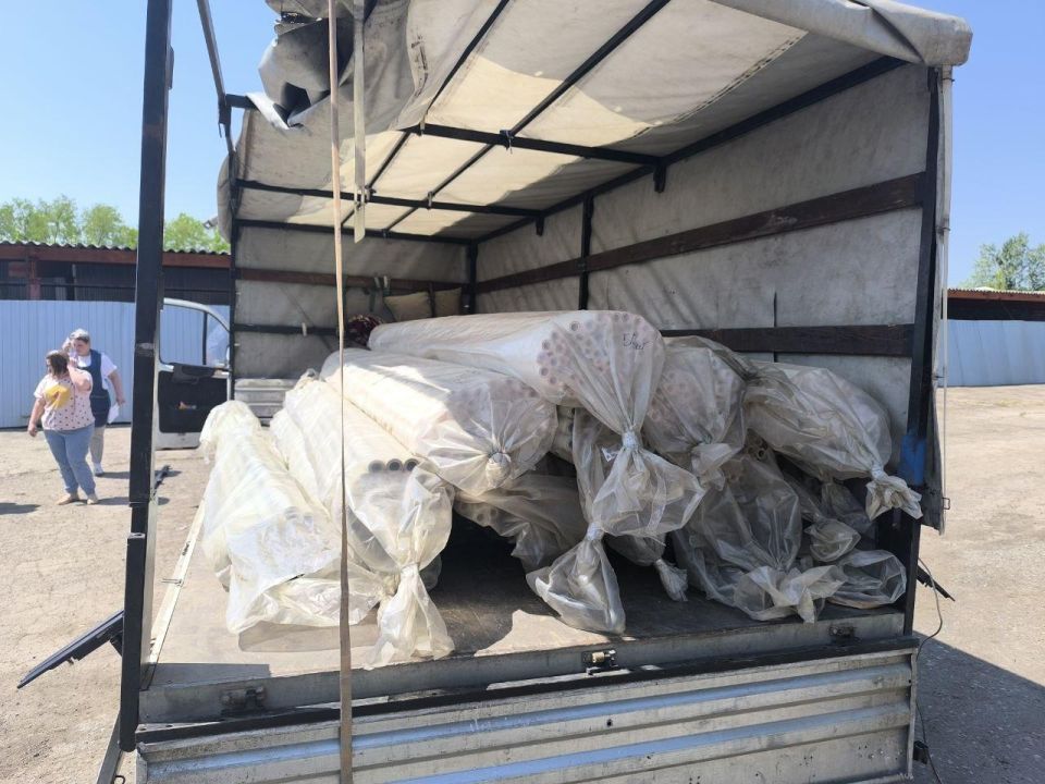 Кузбасс продолжает поставки материалов и оборудования в Горловку Кузбасс продолжает поставки материалов и оборудования в Горловку