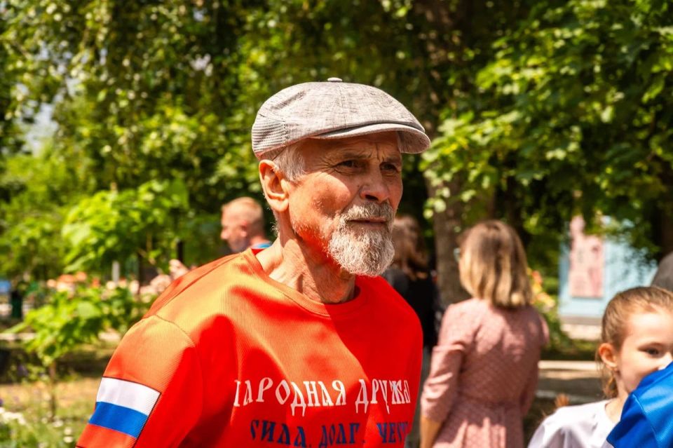 Без ограничений по возрасту: в Шахтерске прошел ежегодный спортивный марафон Без ограничений по возрасту: в Шахтерске прошел ежегодный спортивный марафон