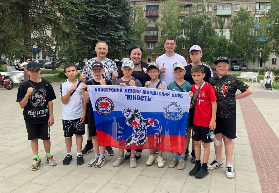 Виктория Жукова: Фото с мероприятия посвященного празднованию Дня России Виктория Жукова: Фото с мероприятия посвященного празднованию Дня России