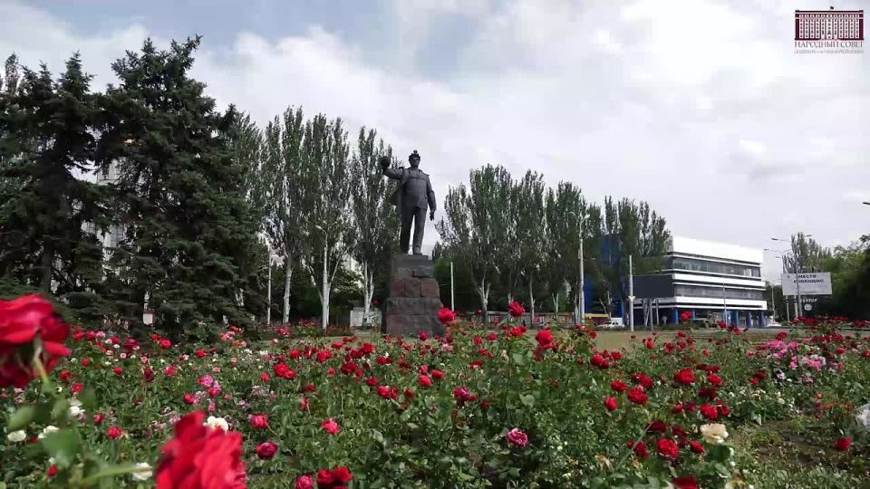 Константин Кузьмин: Уважаемые земляки! Сердечно поздравляю всех с Днем России!