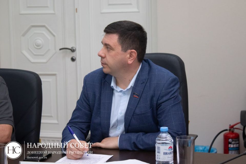 Здоровье школьников и развитие спорта: в Госдуме прошёл «правительственный час» Здоровье школьников и развитие спорта: в Госдуме прошёл «правительственный час»