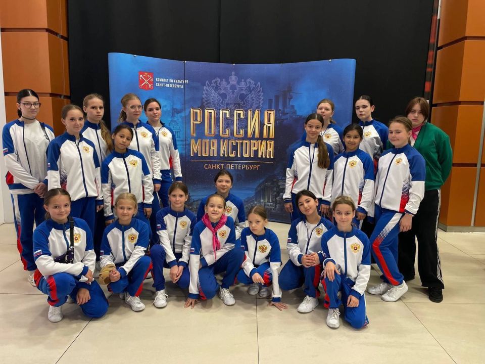 Мариупольские школьники познакомились с Петербургом Мариупольские школьники познакомились с Петербургом