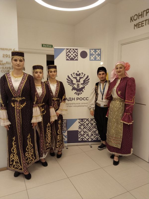 V Всероссийский молодёжный межнациональный лагерь «Диалог культур» V Всероссийский молодёжный межнациональный лагерь «Диалог культур»