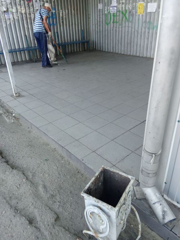В Кировском активно ведутся работы по благоустройству В Кировском активно ведутся работы по благоустройству