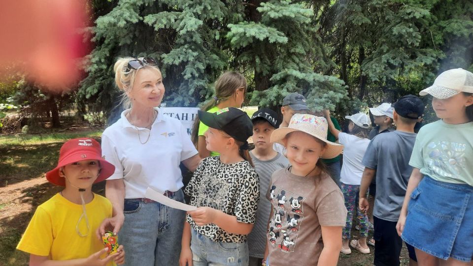 В преддверии празднования Дня России, в пришкольном лагере "Улыбка" при ГБОУ "Гимназия В преддверии празднования Дня России, в пришкольном лагере "Улыбка" при ГБОУ "Гимназия