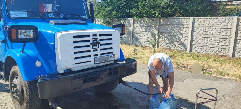 Сергей Скиданов: С наступлением жаркой погоды проблема отсутствие водоснабжения становиться особо острой и выходит на первый план Сергей Скиданов: С наступлением жаркой погоды проблема отсутствие водоснабжения становиться особо острой и выходит на первый план