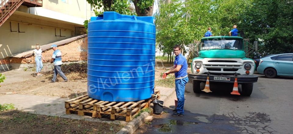 Алексей Кулемзин: Сегодня в Киевском районе состоялся субботник Алексей Кулемзин: Сегодня в Киевском районе состоялся субботник