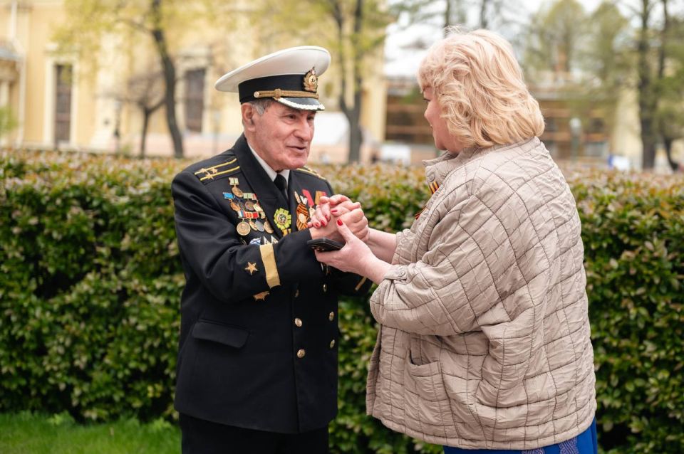 Александр Волошин: #мнениеэксперта. Сегодня передаю слово руководителю Представительства ДНР в Москве Ольге Макеевой: Завершилась победным маршем по городам Союзного государства патриотическая экспедиция #НЕПОКОРЕННЫЕ2025 Александр Волошин: #мнениеэксперта. Сегодня передаю слово руководителю Представительства ДНР в Москве Ольге Макеевой: Завершилась победным маршем по городам Союзного государства патриотическая экспедиция #НЕПОКОРЕННЫЕ2025