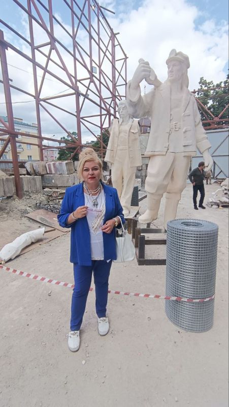 В Мариуполь приезжали представители Еврейской Автономного Округа, посмотреть на город, убедиться, что происходит его становление В Мариуполь приезжали представители Еврейской Автономного Округа, посмотреть на город, убедиться, что происходит его становление