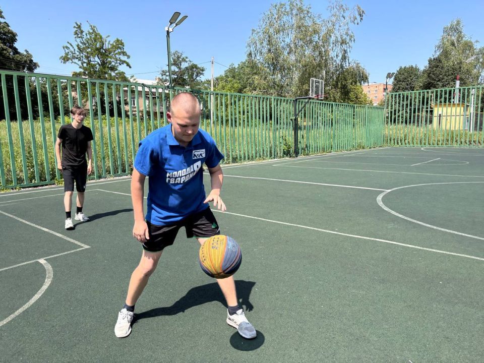 Денис Зубов: Дружим со спортом. . По поручению Главы ДНР Дениса Пушилина в городском округе Иловайск прошла очередная серия спортивных мероприятий, приуроченная к празднованию Дня России, в рамках акции «Спортивный Донбасс» Денис Зубов: Дружим со спортом. . По поручению Главы ДНР Дениса Пушилина в городском округе Иловайск прошла очередная серия спортивных мероприятий, приуроченная к празднованию Дня России, в рамках акции «Спортивный Донбасс»