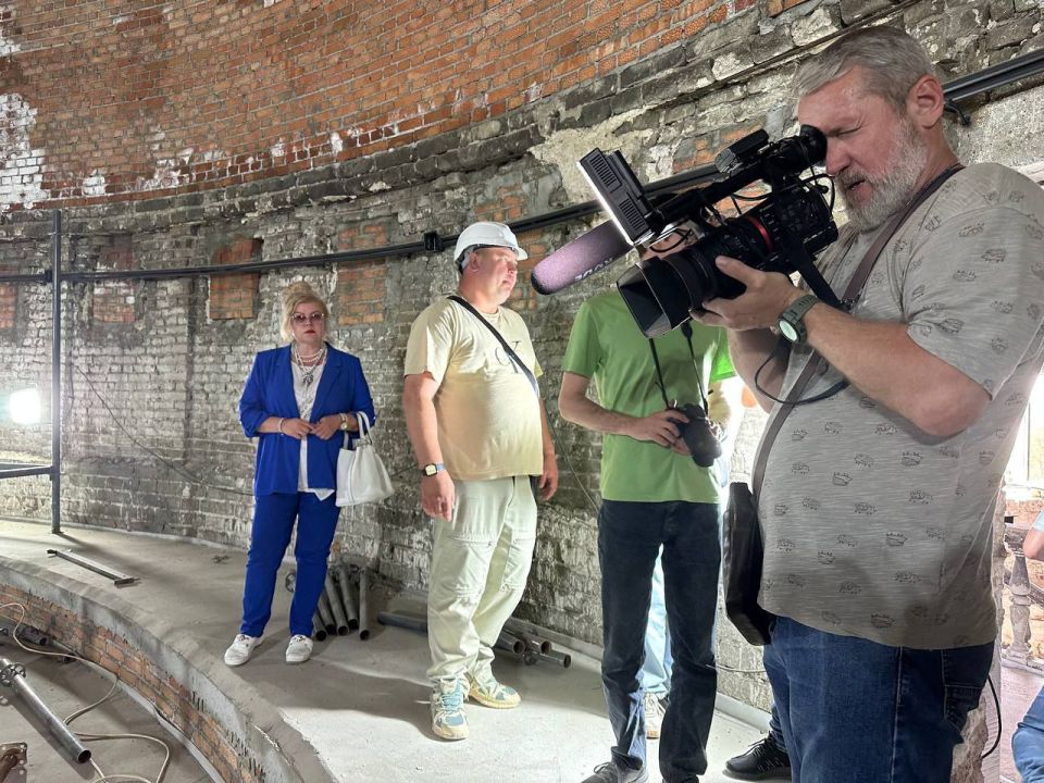 В Мариуполь приезжали представители Еврейской Автономного Округа, посмотреть на город, убедиться, что происходит его становление В Мариуполь приезжали представители Еврейской Автономного Округа, посмотреть на город, убедиться, что происходит его становление
