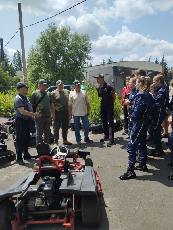 Месячник спорта «Спортивный Донбасс» Месячник спорта «Спортивный Донбасс»