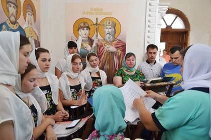 «Добрые дела — это свидетельства нашей веры»: Сергиевский храм Углегорска помогает нуждающимся в Енакиево «Добрые дела — это свидетельства нашей веры»: Сергиевский храм Углегорска помогает нуждающимся в Енакиево