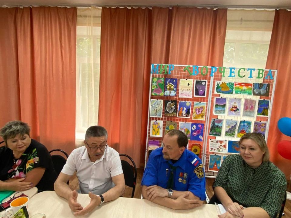 Наталья Великодная: Руководители дружины Братства православных следопытов из Екатеринбурга посетили ДНР Наталья Великодная: Руководители дружины Братства православных следопытов из Екатеринбурга посетили ДНР
