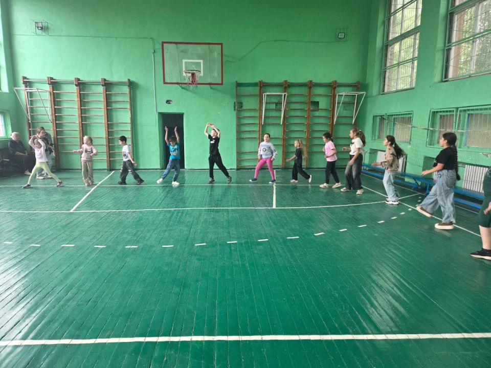 Месячник спорта «Спортивный Донбасс» Месячник спорта «Спортивный Донбасс»
