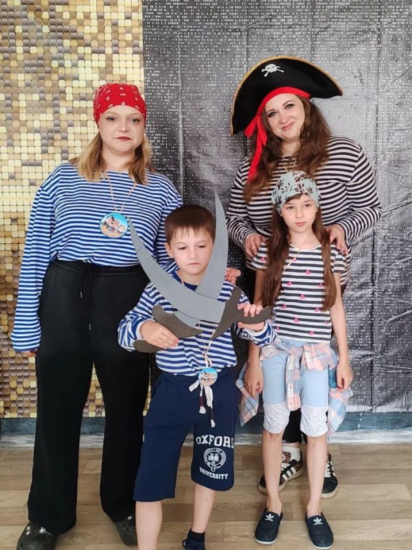 "Вместе весело играть" под таким названием прошла игротека в Степнянском доме культуры, которая стала настоящим праздником для детей "Вместе весело играть" под таким названием прошла игротека в Степнянском доме культуры, которая стала настоящим праздником для детей