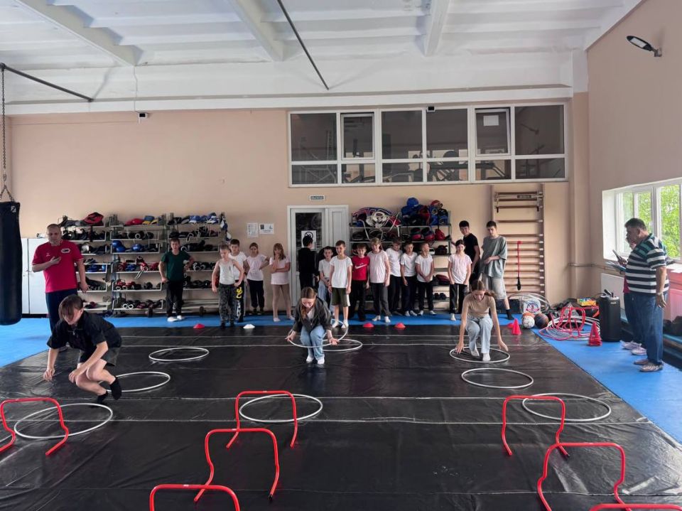 В Кировском прошли «Веселые старты» В Кировском прошли «Веселые старты»