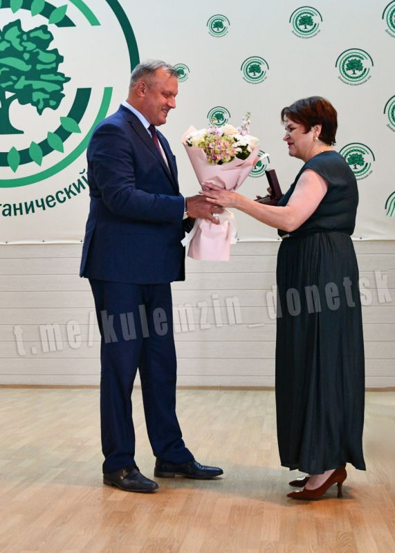 Алексей Кулемзин: Ботанический сад отмечает 60-летний юбилей! Алексей Кулемзин: Ботанический сад отмечает 60-летний юбилей!