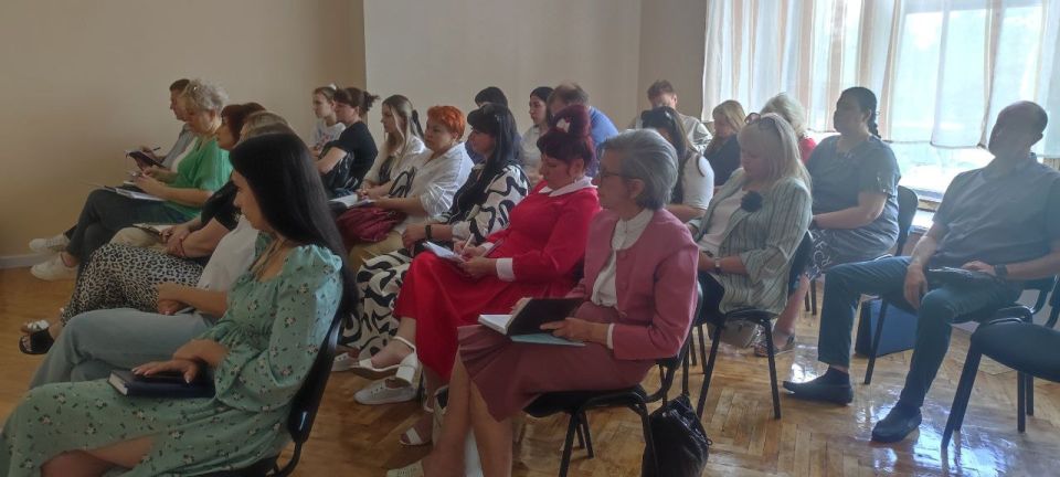 Рабочее совещание Управления культуры, молодежи, спорта и туризма Администрации Шахтерского м.о. совместно с подведомственными учреждениями культуры и спорта Рабочее совещание Управления культуры, молодежи, спорта и туризма Администрации Шахтерского м.о. совместно с подведомственными учреждениями культуры и спорта